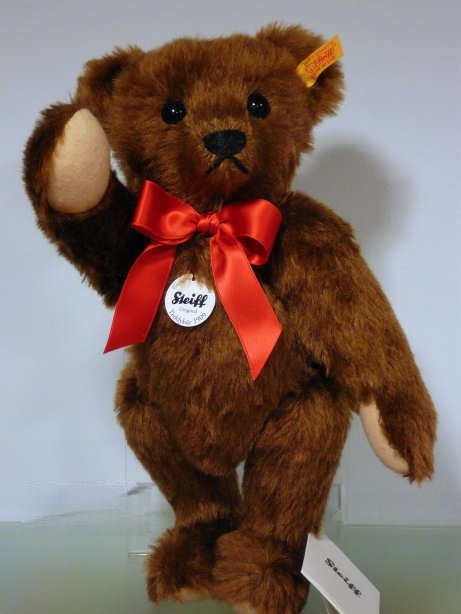 Classic 1909 Teddy Bear - Wolfe Nursery